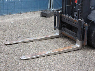 2010-linde-h25t-01-1452147-47135977