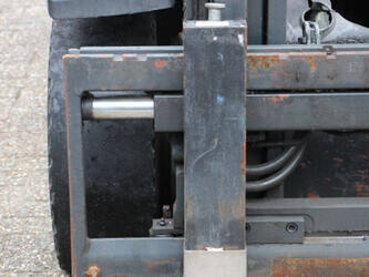 2010-linde-h25t-01-1452147-47135980