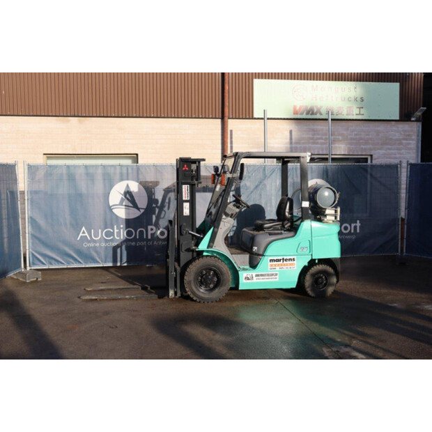 2005 MITSUBISHI FGE25T-47137351