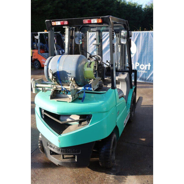 2005 MITSUBISHI FGE25T-47137355