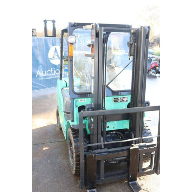2005 MITSUBISHI FGE25T-47137356