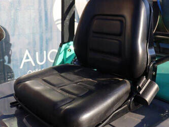2005-mitsubishi-fge25t-1452186-47137372