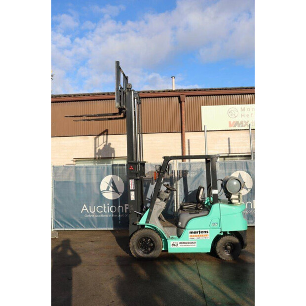 2005 MITSUBISHI FGE25T-47137381