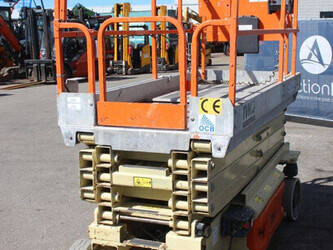 2008-jlg-3246es-1452192-47137576