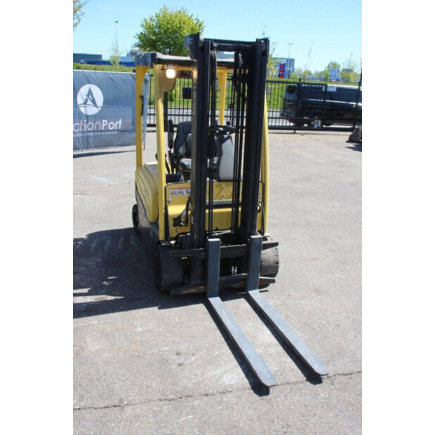 2017 Hyster J2.0XNT LWB-47137697