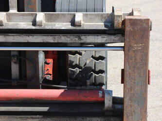 2011-linde-h60d-01-47137791