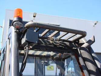 2011-linde-h60d-01-47137797