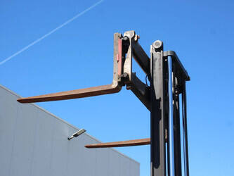 2011-linde-h60d-01-47137811