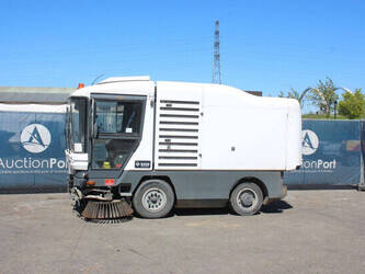 Image for SWEEPERS 2013 RAVO 530