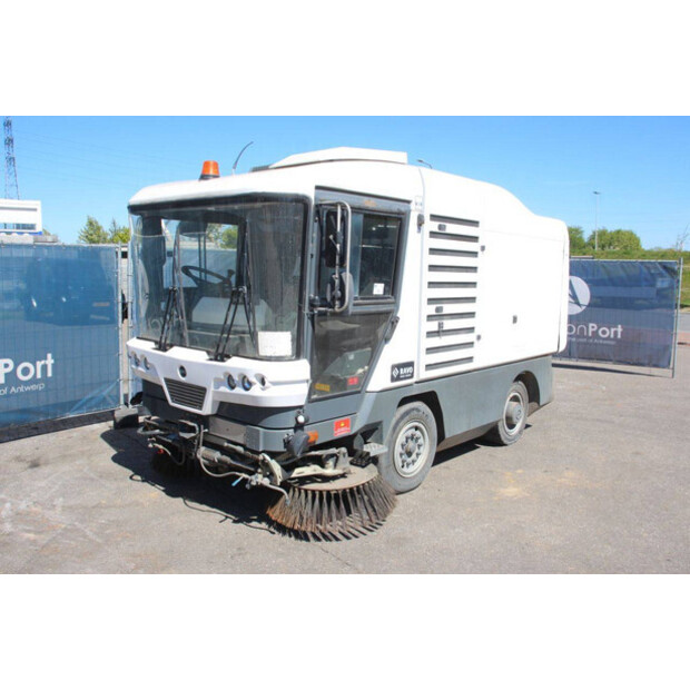 2013 RAVO 530-47137819
