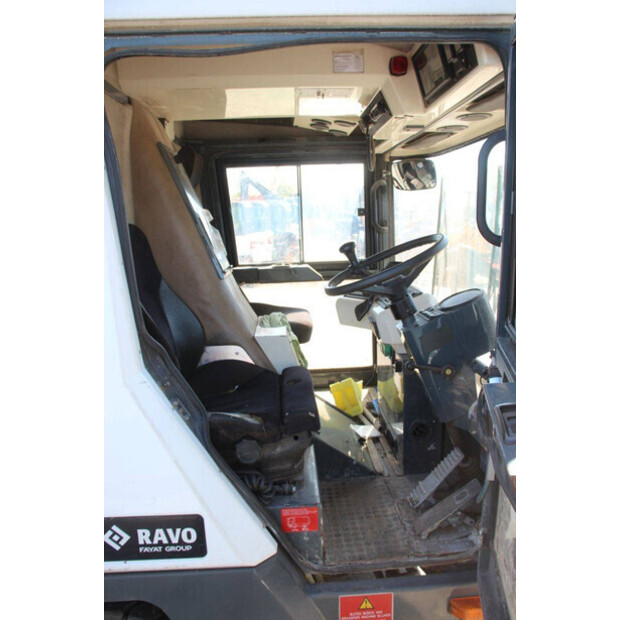 2013 RAVO 530-47137830