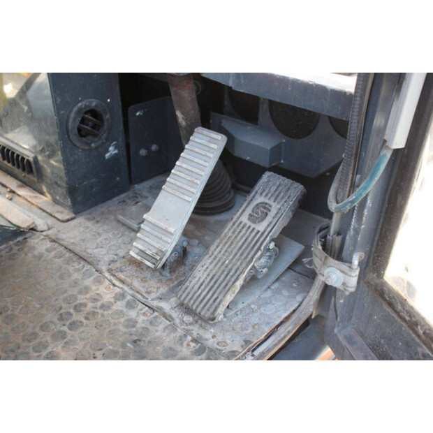 2013 RAVO 530-47137831
