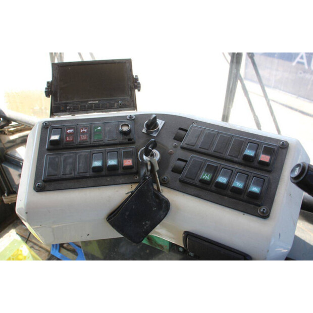 2013 RAVO 530-47137835