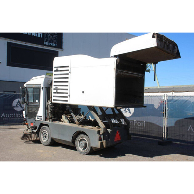 2013 RAVO 530-47137844