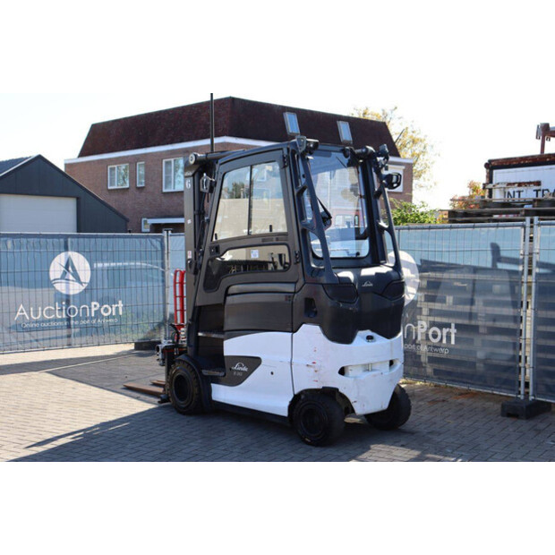 2020 Linde E30HL-01/600-47137977