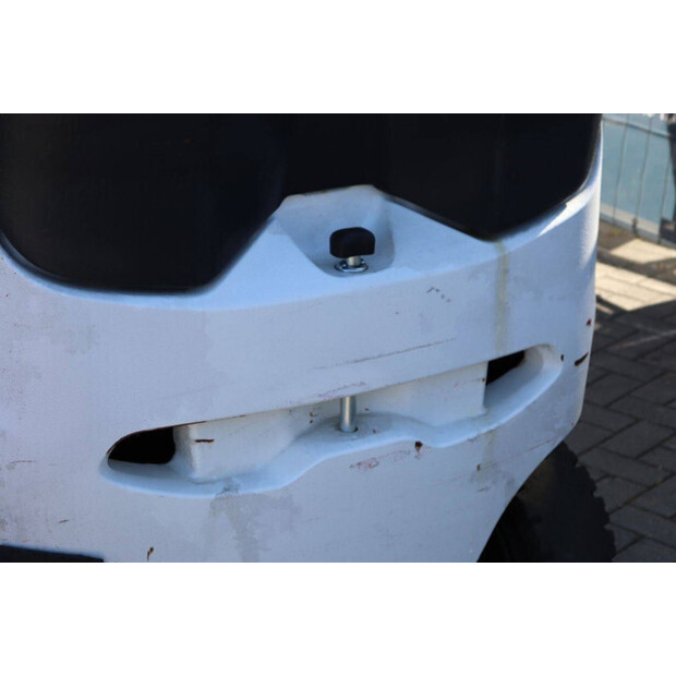 2020 Linde E30HL-01/600-47137992