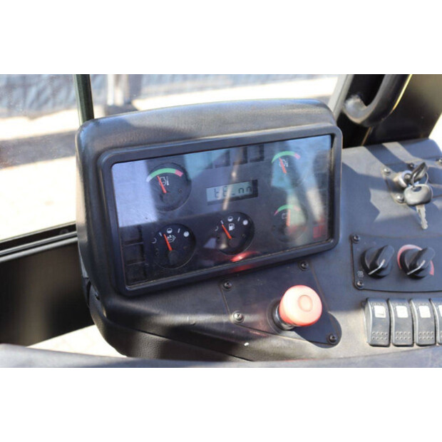 2018 Hyster H12XM-6-47138736