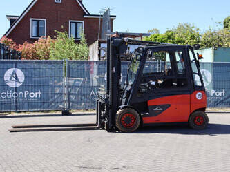 Image de ENGINS DE LEVAGE 2018 Linde E50HL-01/600 À vendre à Belgique