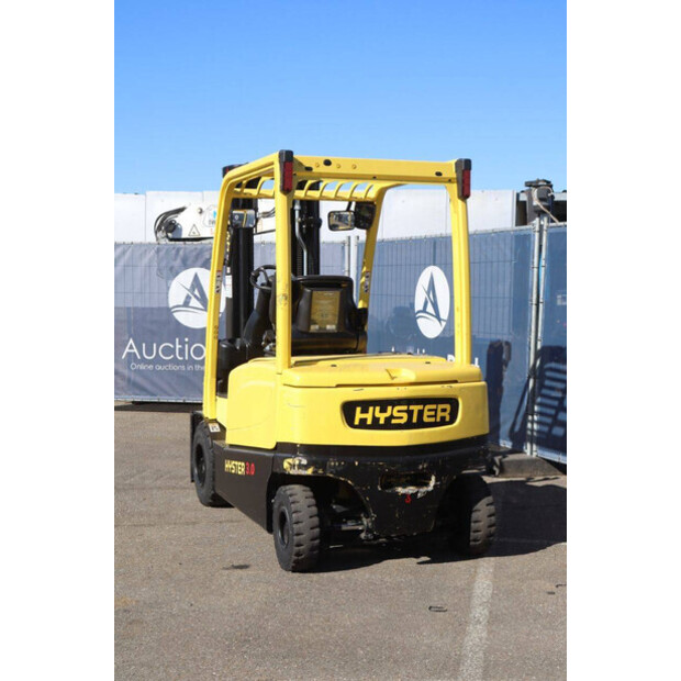 2010 هايستر J3.0XN-861-47139272