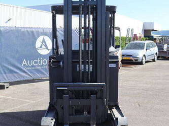 2021-linde-r14-01-47139348