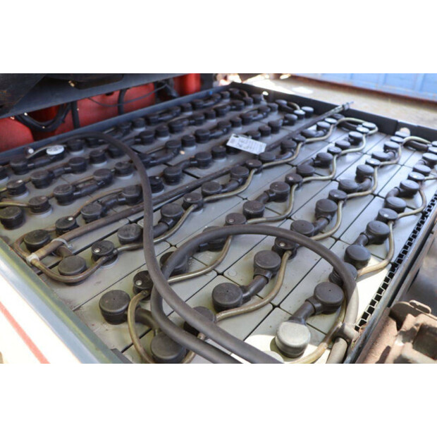 2015 ليندي E35H-01/600-47139646