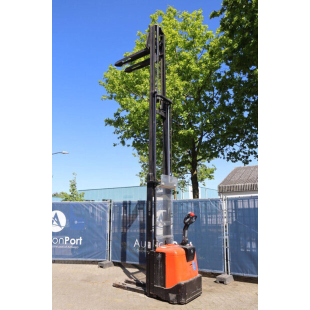2012 بي تي SPE160L-47139672