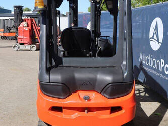 2012-linde-e30l-01-1452249-47139679
