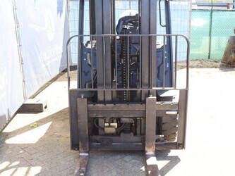 2012-linde-e30l-01-1452249-47139681