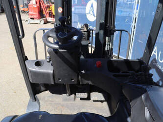 2012-linde-e30l-01-1452249-47139690