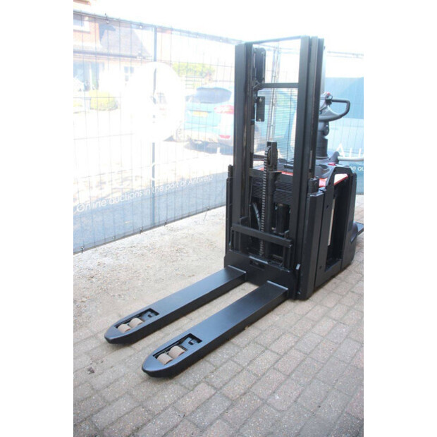 2018 تويوتا SPE200D-47139787