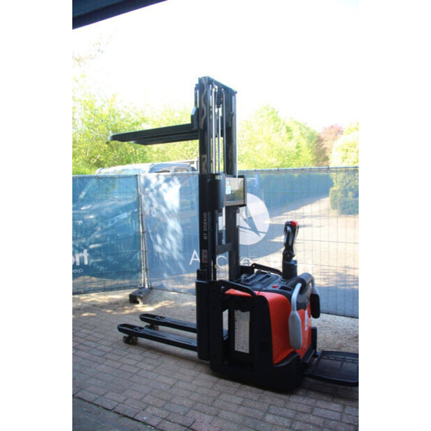 2018 تويوتا SPE200D-47139805