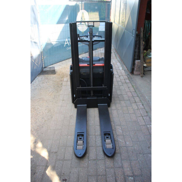 2023 Toyota SWE200D-47139904