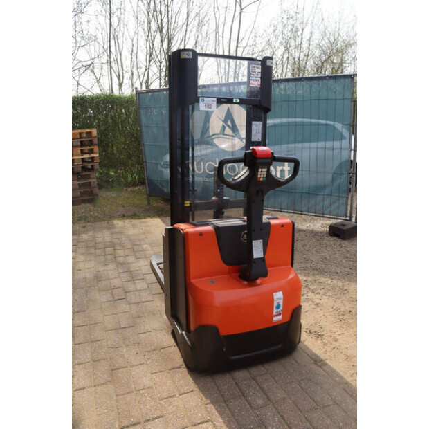 2015 BT SWE-140L-47140007