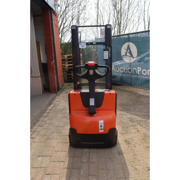 2015 BT SWE-140L-47140008