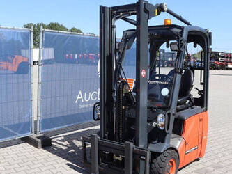 2014-linde-e12-01-47140200