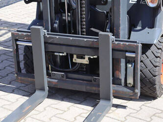 2014-linde-e12-01-47140202