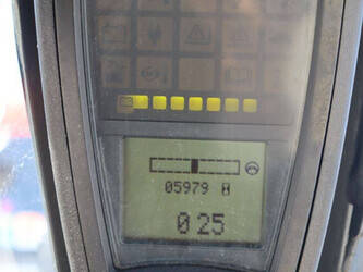 2014-linde-e12-01-47140217