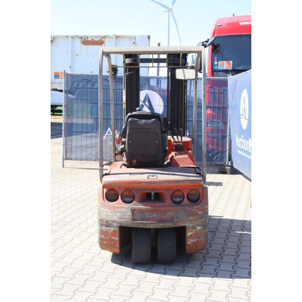 2004 BT CBE 15T-47140313
