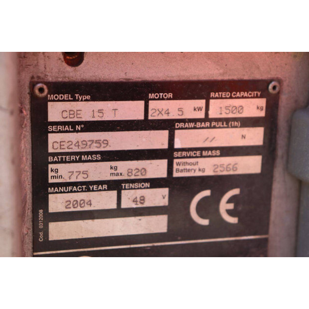 2004 BT CBE 15T-47140336