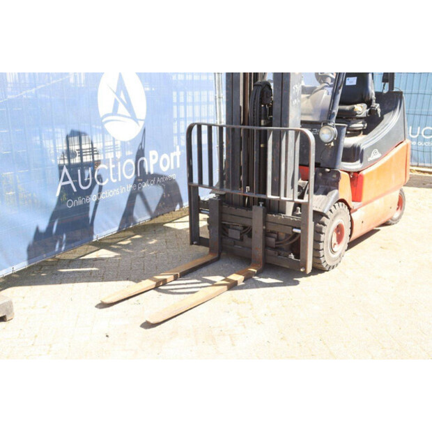 2003 Linde E25/600-02-47140384