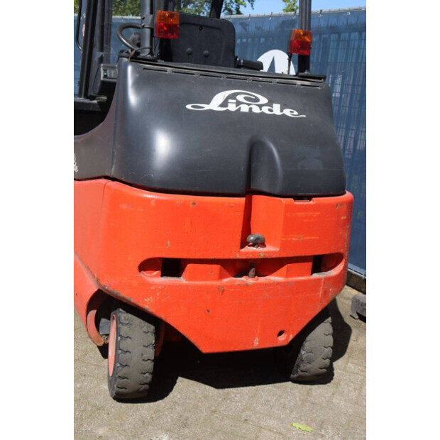 2003 Linde E25/600-02-47140389