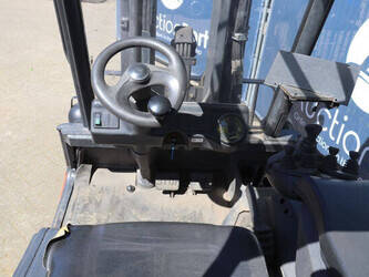 2003-linde-e25-600-02-47140391