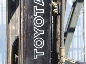 2005-toyota-7fbmf25-1452274-47140418