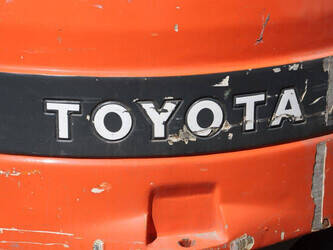 2005-toyota-7fbmf25-1452274-47140424