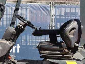 2005-toyota-7fbmf25-1452274-47140427