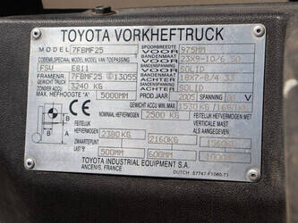 2005-toyota-7fbmf25-1452274-47140437