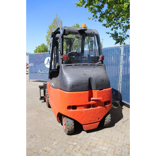2008 ليندي E30-47140479