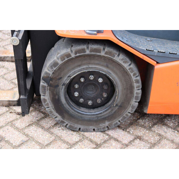 2013 Toyota 8FBMKT30-47140558