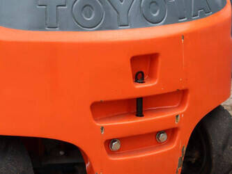 2013-toyota-8fbmkt30-1452278-47140561