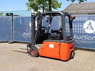 2011-linde-e16-01-1452283-47140729